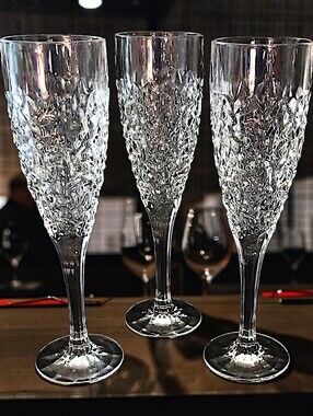 3 Vintage Sasaki Ice Crystal Champagne Flutes Glasses Rain Water Look Textured